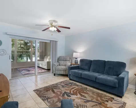 3531 NW 50th Avenue Lauderdale Lakes FL 33319