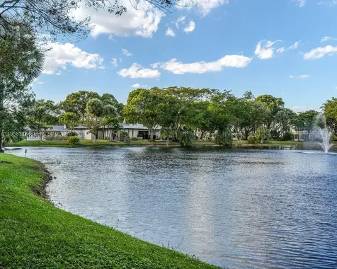 3531 NW 50th Avenue Lauderdale Lakes FL 33319