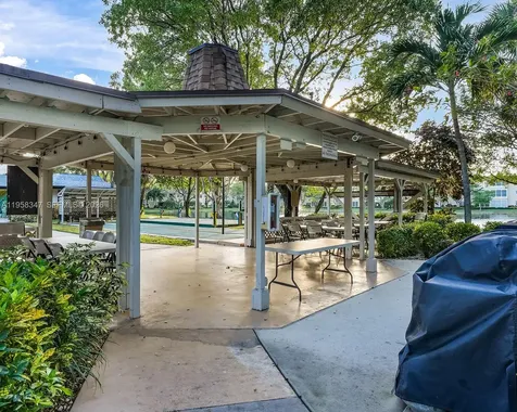 3531 NW 50th Avenue Lauderdale Lakes FL 33319