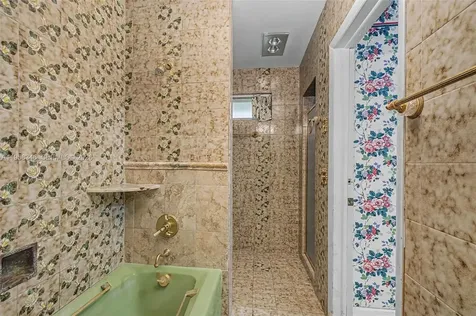 14670 SW 69th Place Palmetto Bay FL 33158