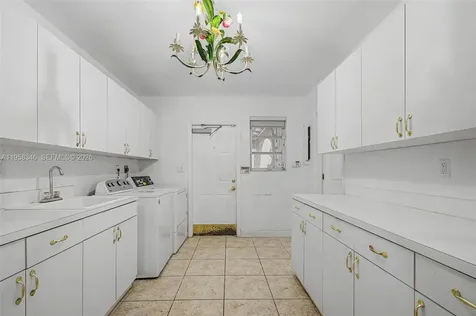14670 SW 69th Place Palmetto Bay FL 33158