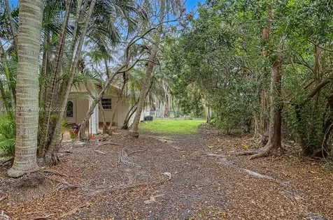 14670 SW 69th Place Palmetto Bay FL 33158