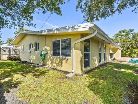 2648 NE 26th Avenue Fort Lauderdale FL 33306