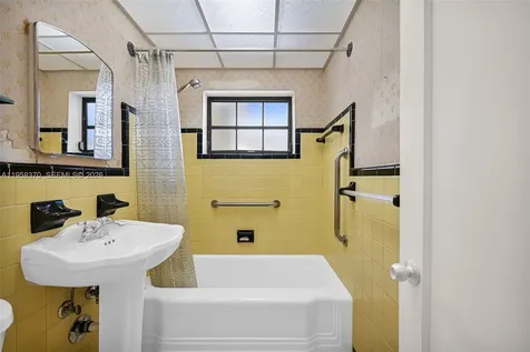 6303 SW 43rd Street South Miami FL 33155
