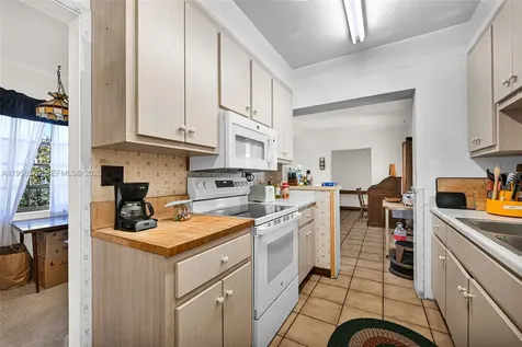 6303 SW 43rd Street South Miami FL 33155