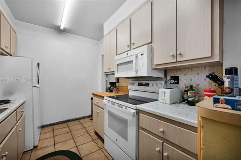 6303 SW 43rd Street South Miami FL 33155
