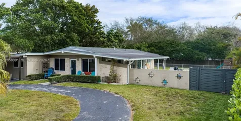 12415 SW 93rd Court Miami FL 33176