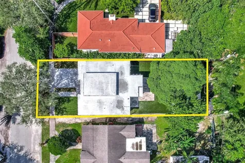 311 NE 90th Street El Portal FL 33138