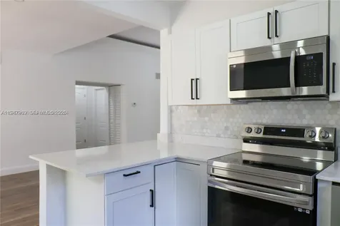 311 NE 90th Street El Portal FL 33138