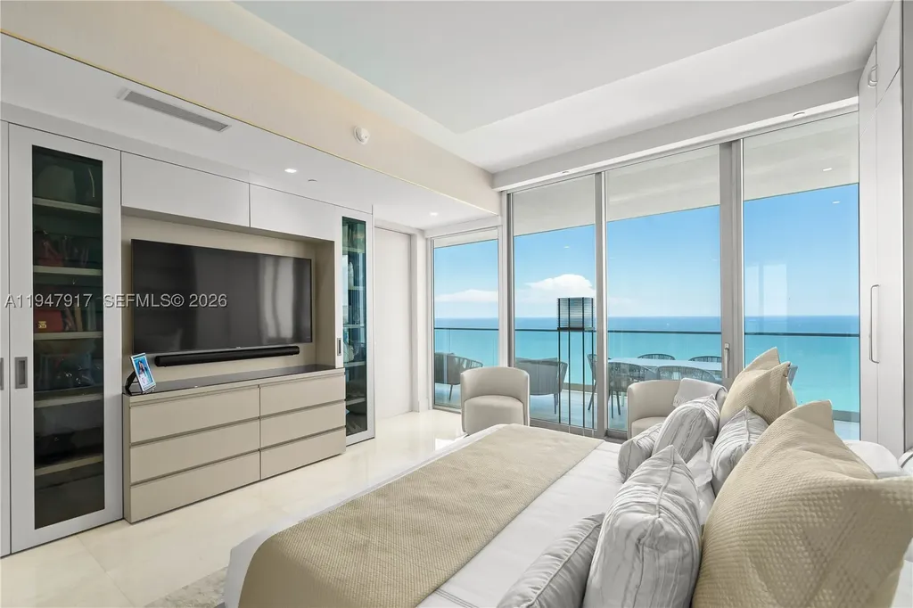 18975 Collins Avenue Sunny Isles Beach FL 33160