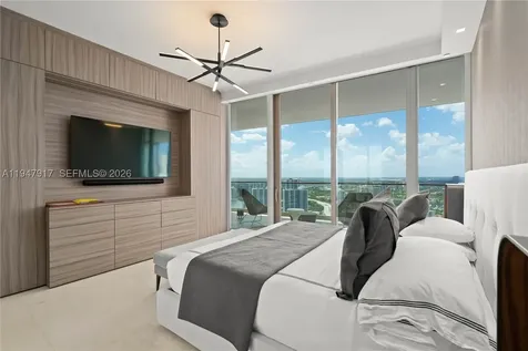 18975 Collins Avenue Sunny Isles Beach FL 33160
