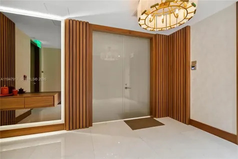 18975 Collins Avenue Sunny Isles Beach FL 33160