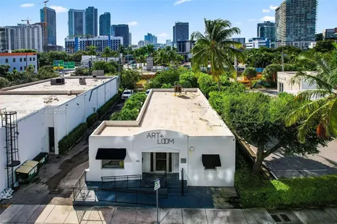 3886 Biscayne Boulevard Miami FL 33137
