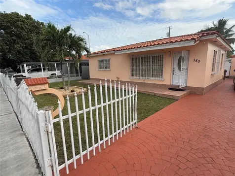 380 W 41st Street Hialeah FL 33012
