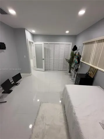 380 W 41st Street Hialeah FL 33012