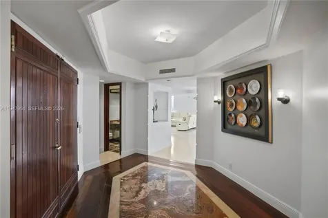 19355 Turnberry Way Aventura FL 33180