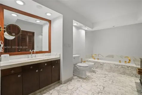 19355 Turnberry Way Aventura FL 33180