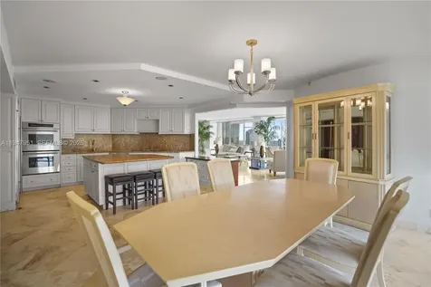 19355 Turnberry Way Aventura FL 33180