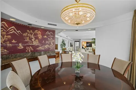 19355 Turnberry Way Aventura FL 33180