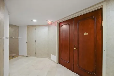19355 Turnberry Way Aventura FL 33180
