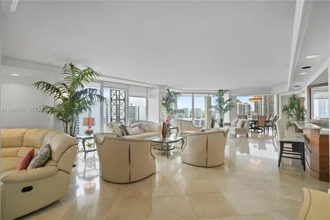 19355 Turnberry Way Aventura FL 33180
