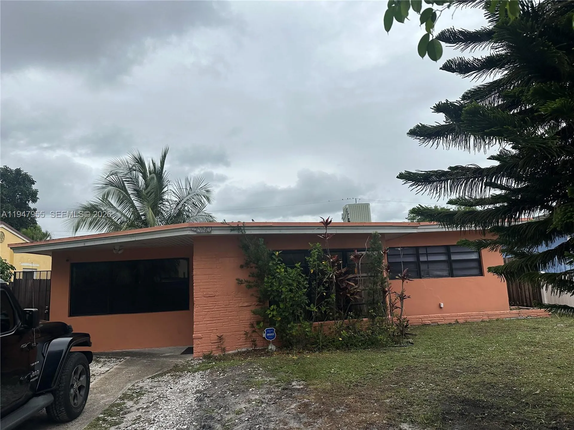 2461 Rodman Street Hollywood FL 33020