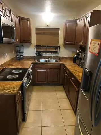 2461 Rodman Street Hollywood FL 33020