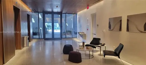 68 SE 6th Street Miami FL 33131