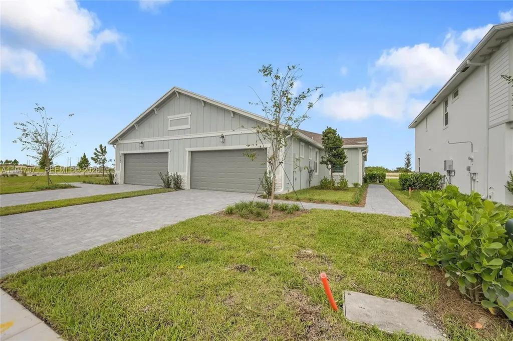19465 Whispering Creek Road Loxahatchee FL 33470