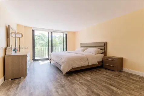 290 174th Street Sunny Isles Beach FL 33160