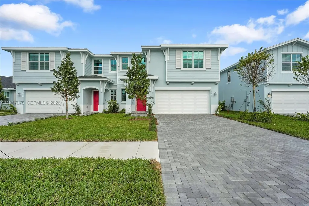 1687 Hoot Owl Hollow Loxahatchee FL 33470