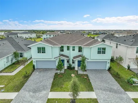 1687 Hoot Owl Hollow Loxahatchee FL 33470