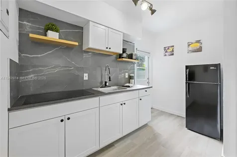 1444 NE 13th Avenue Fort Lauderdale FL 33304