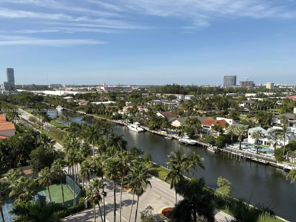 3600 Yacht Club Drive Aventura FL 33180