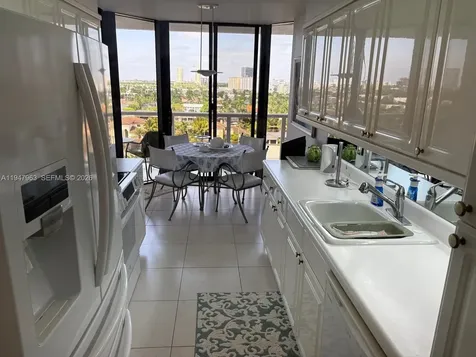 3600 Yacht Club Drive Aventura FL 33180