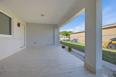 2440 Hayes Street Hollywood FL 33020
