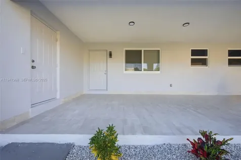 2440 Hayes Street Hollywood FL 33020