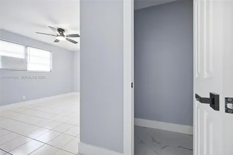 2440 Hayes Street Hollywood FL 33020