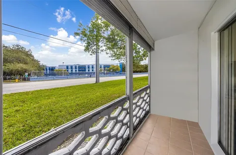 15610 NE 6th Avenue Miami FL 33162