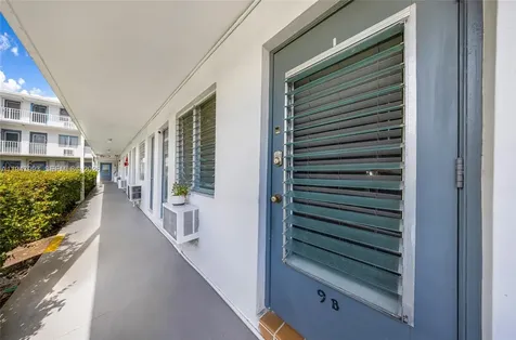 15610 NE 6th Avenue Miami FL 33162