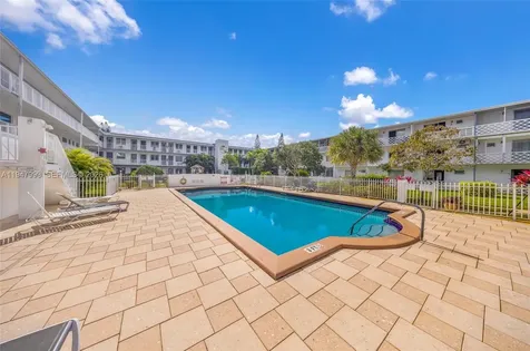 15610 NE 6th Avenue Miami FL 33162