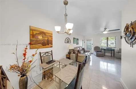 15610 NE 6th Avenue Miami FL 33162