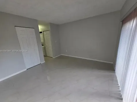 810 SW 129th Place Miami FL 33184