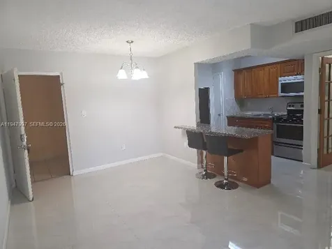 810 SW 129th Place Miami FL 33184