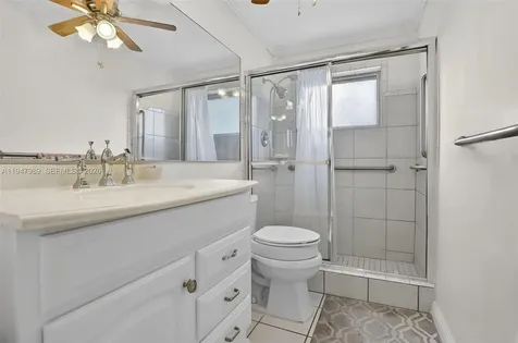 2299 NW 73rd Avenue Sunrise FL 33313