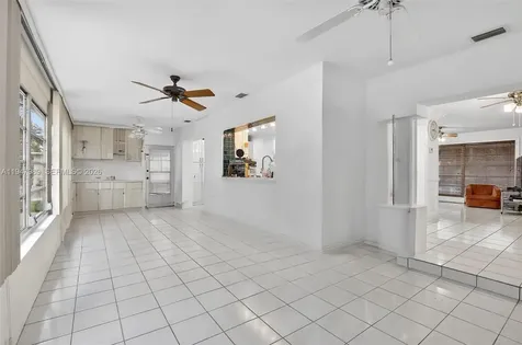 2299 NW 73rd Avenue Sunrise FL 33313