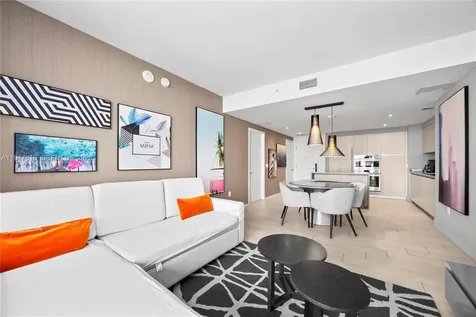 4010 S Ocean Drive Hollywood FL 33019