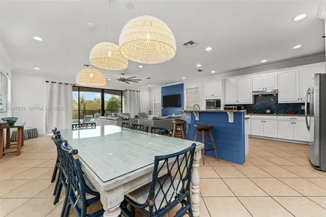 1041 Castle Pines Court Kissimmee FL 34747