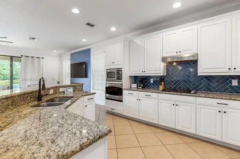 1041 Castle Pines Court Kissimmee FL 34747
