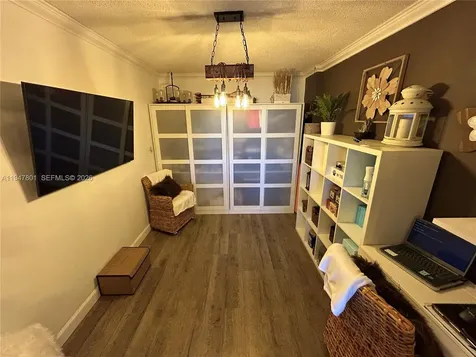 800 NE 195th Street Miami FL 33179